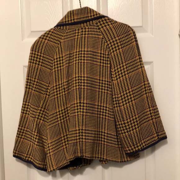 Jacket - Picture 3 of 4